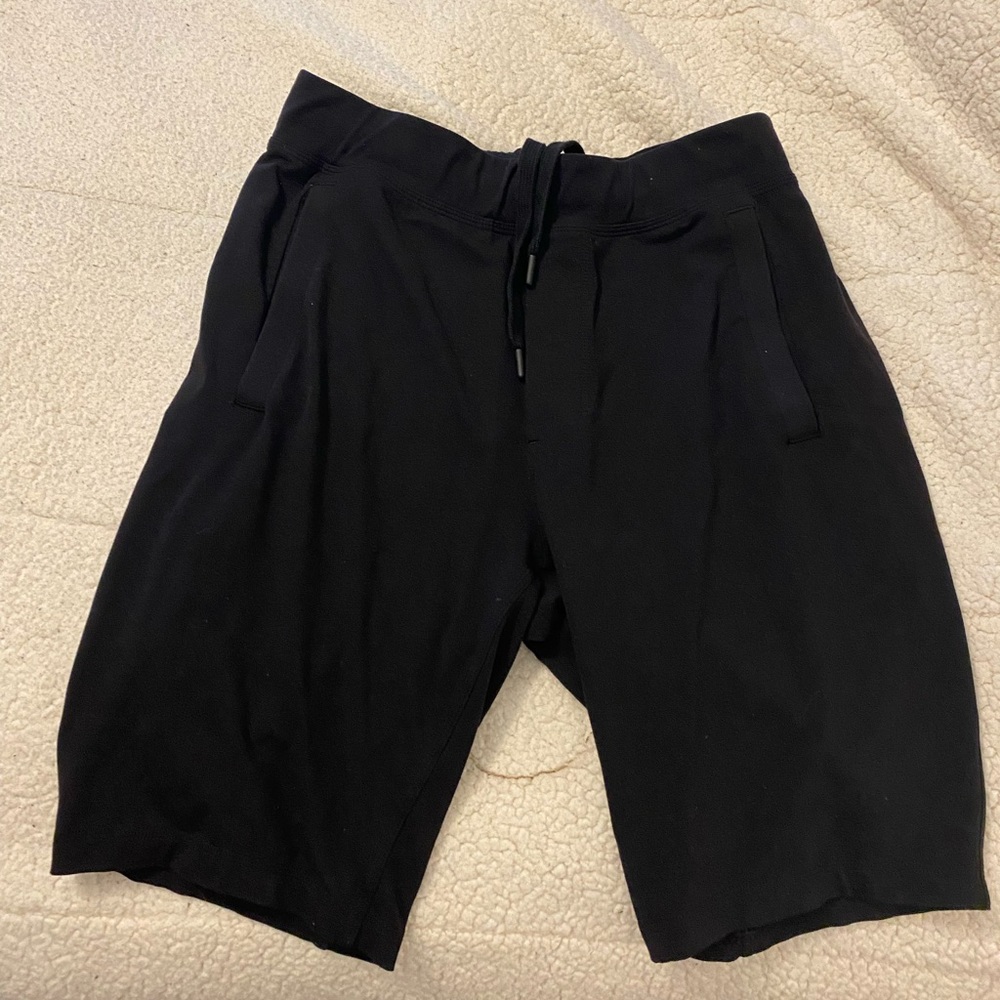Lululemon men’s 9 in-seam shorts